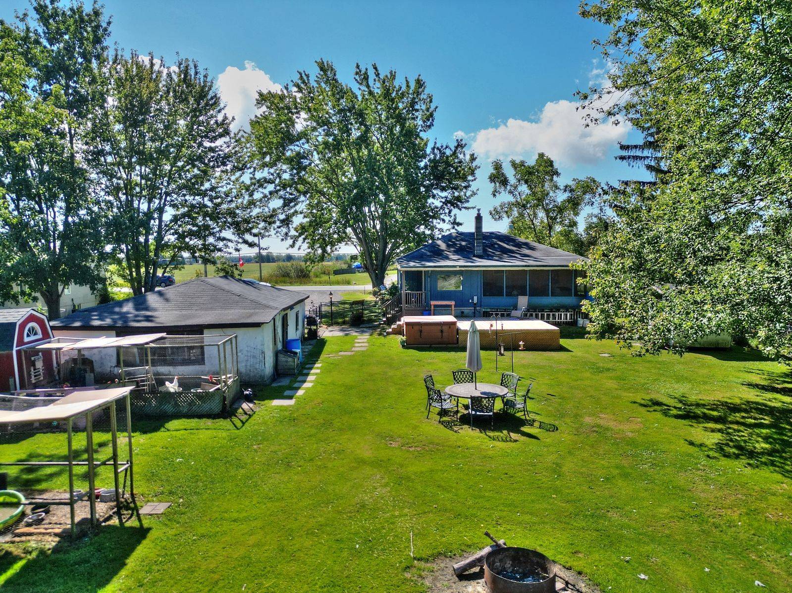 Wainfleet, ON L0S 1V0,40252 Forks RD