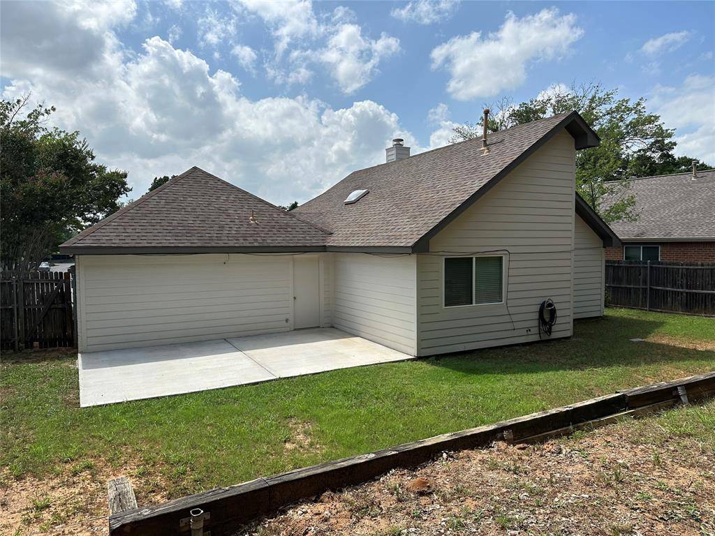 Denton, TX 76209,1104 Oak Tree Street