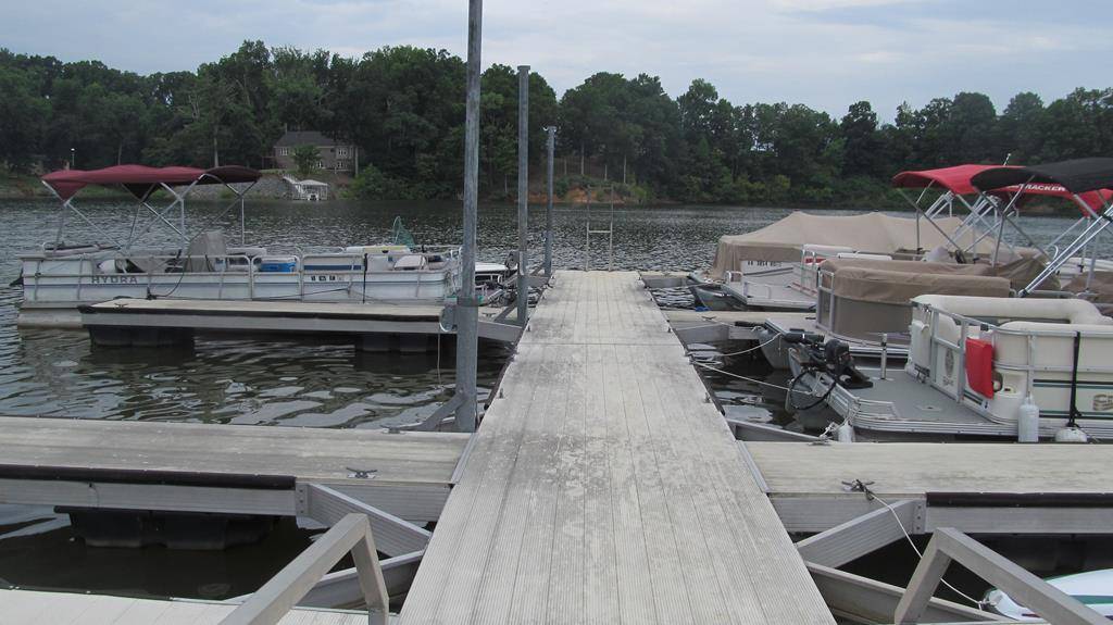 Clarksville, VA 23927,15 Ferry Hill Trail