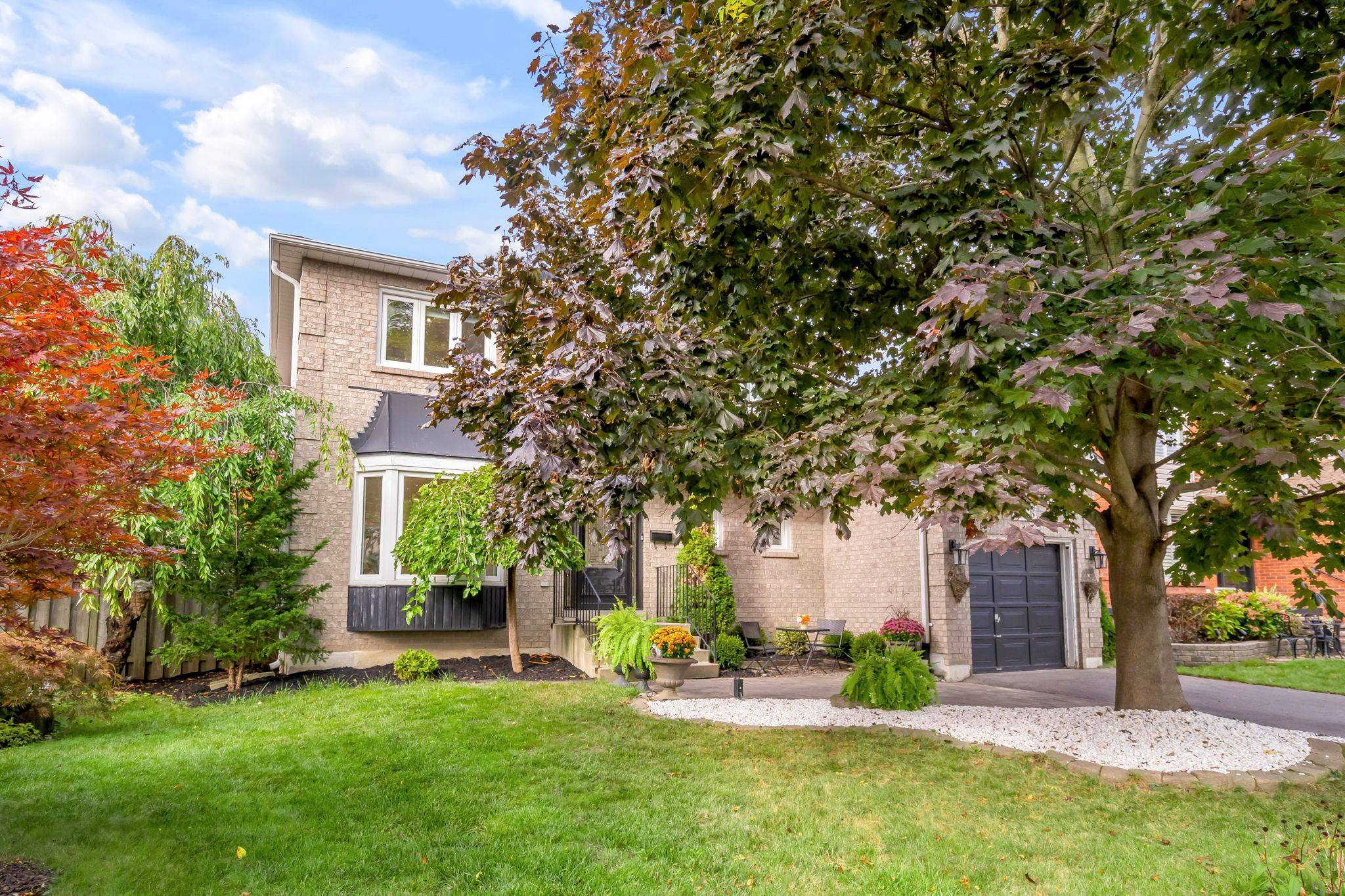 Pickering, ON L1W 3K4,1028 Moorelands CRES