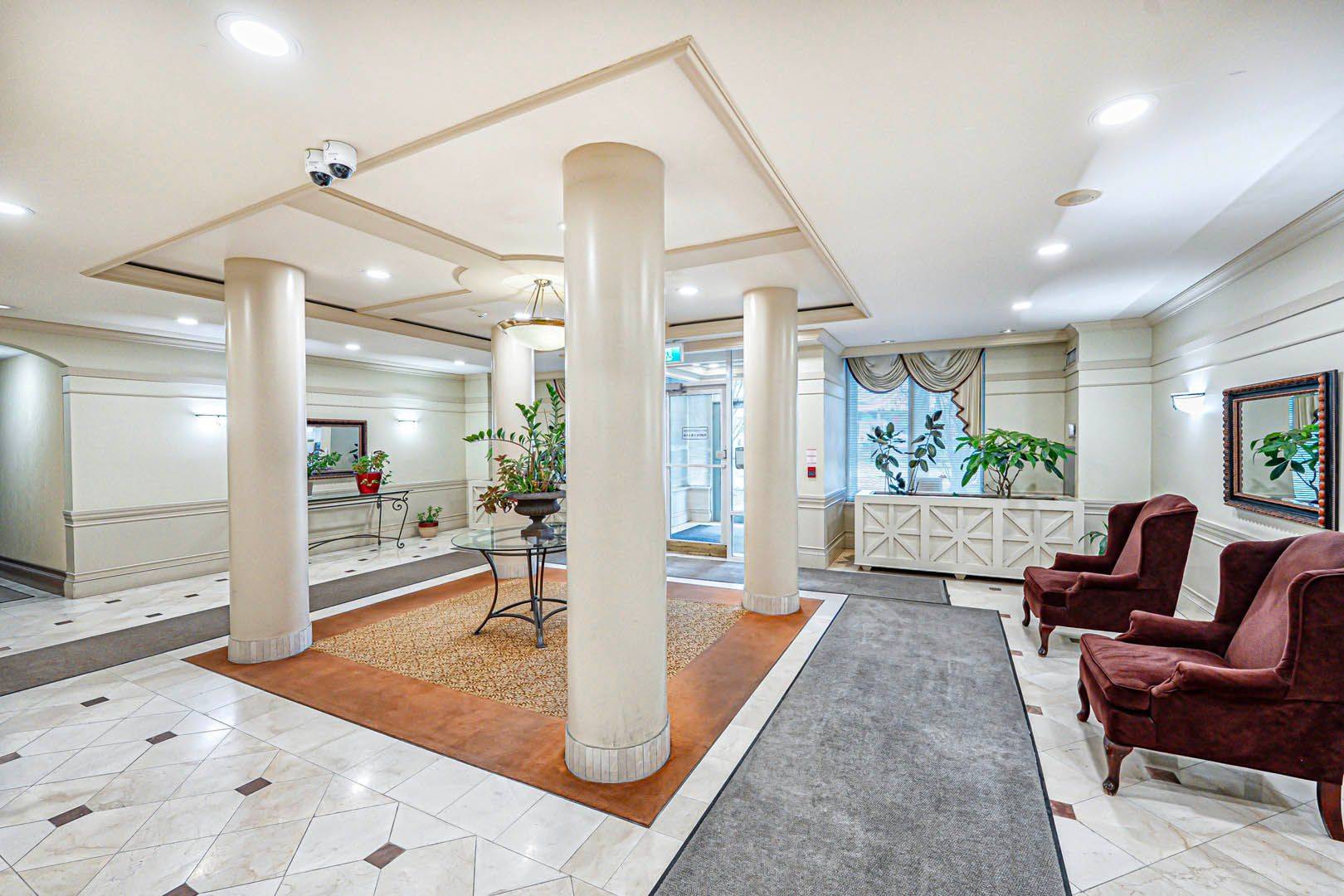 Toronto E07, ON M1S 5J9,5001 Finch AVE E #1003