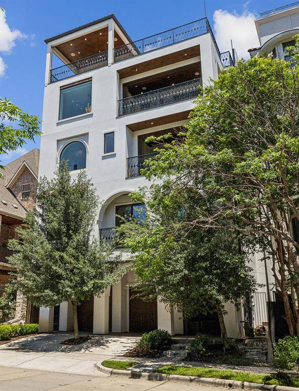 Dallas, TX 75204,2210 Boll Street