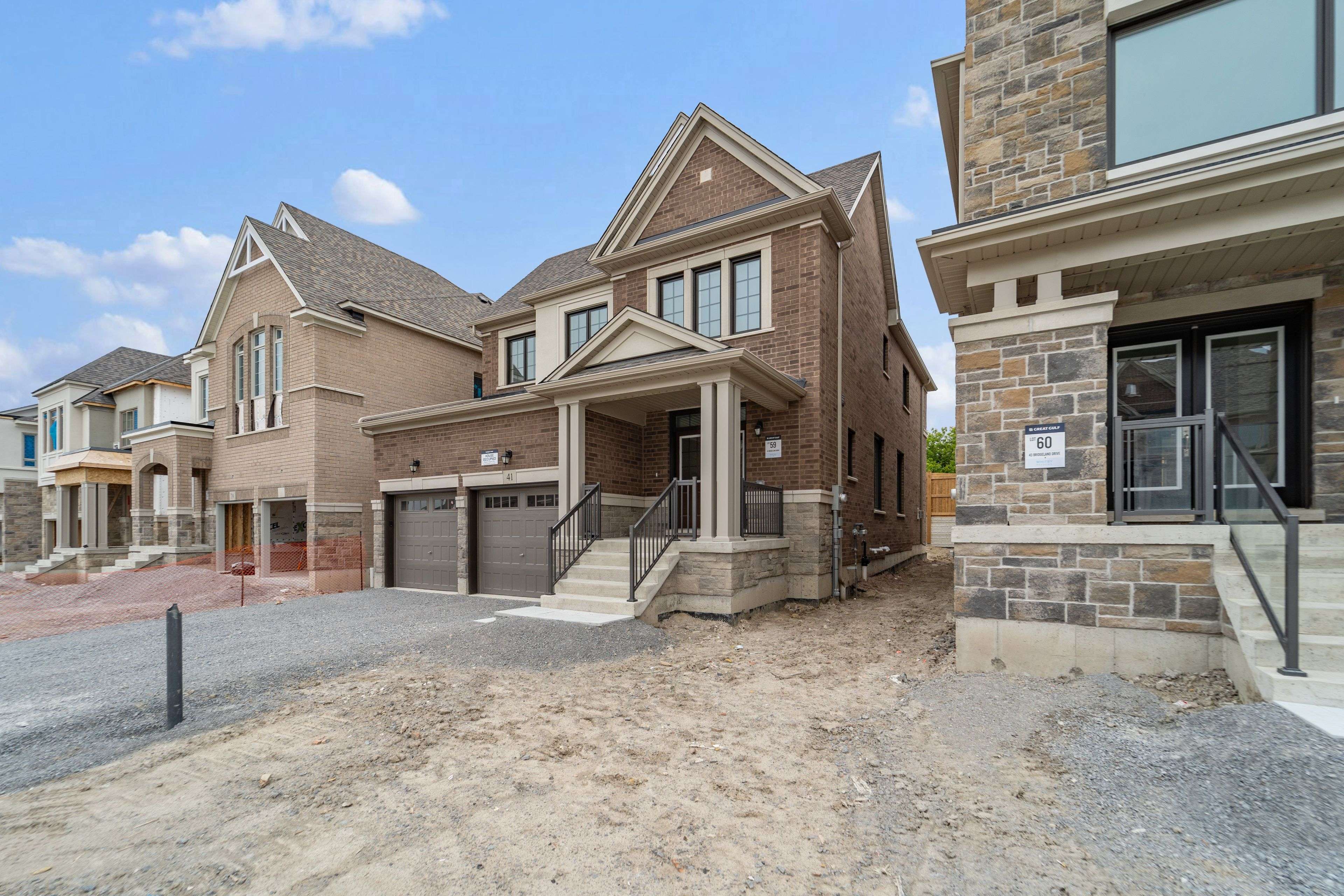 Whitby, ON L1P 0R2,41 Bridgeland DR