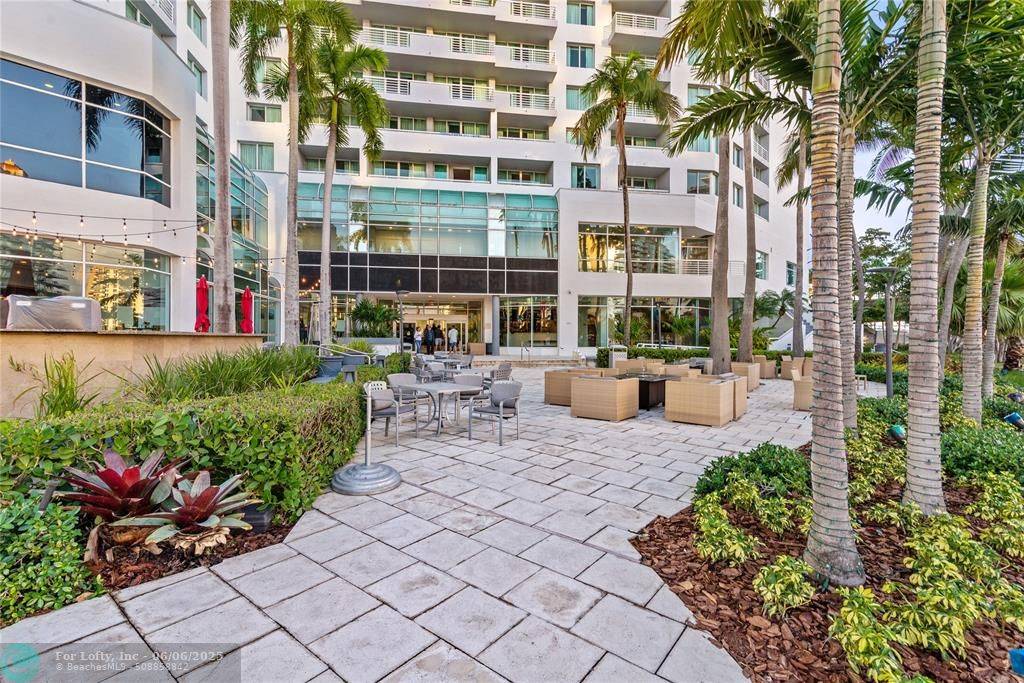 Fort Lauderdale, FL 33304,2670 E Sunrise Blvd  #1011