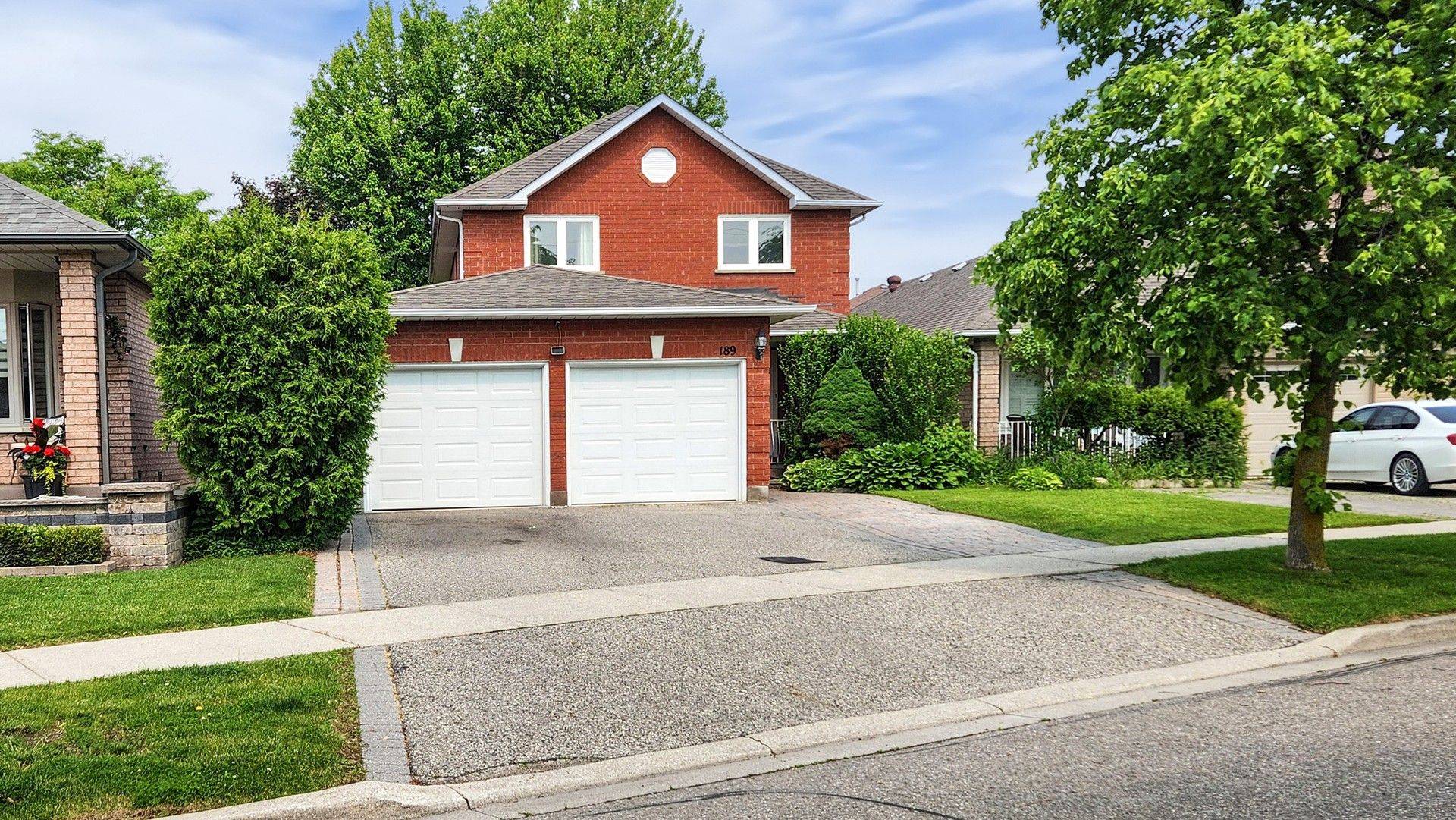 Vaughan, ON L4H 1G5,189 Castlepoint DR E