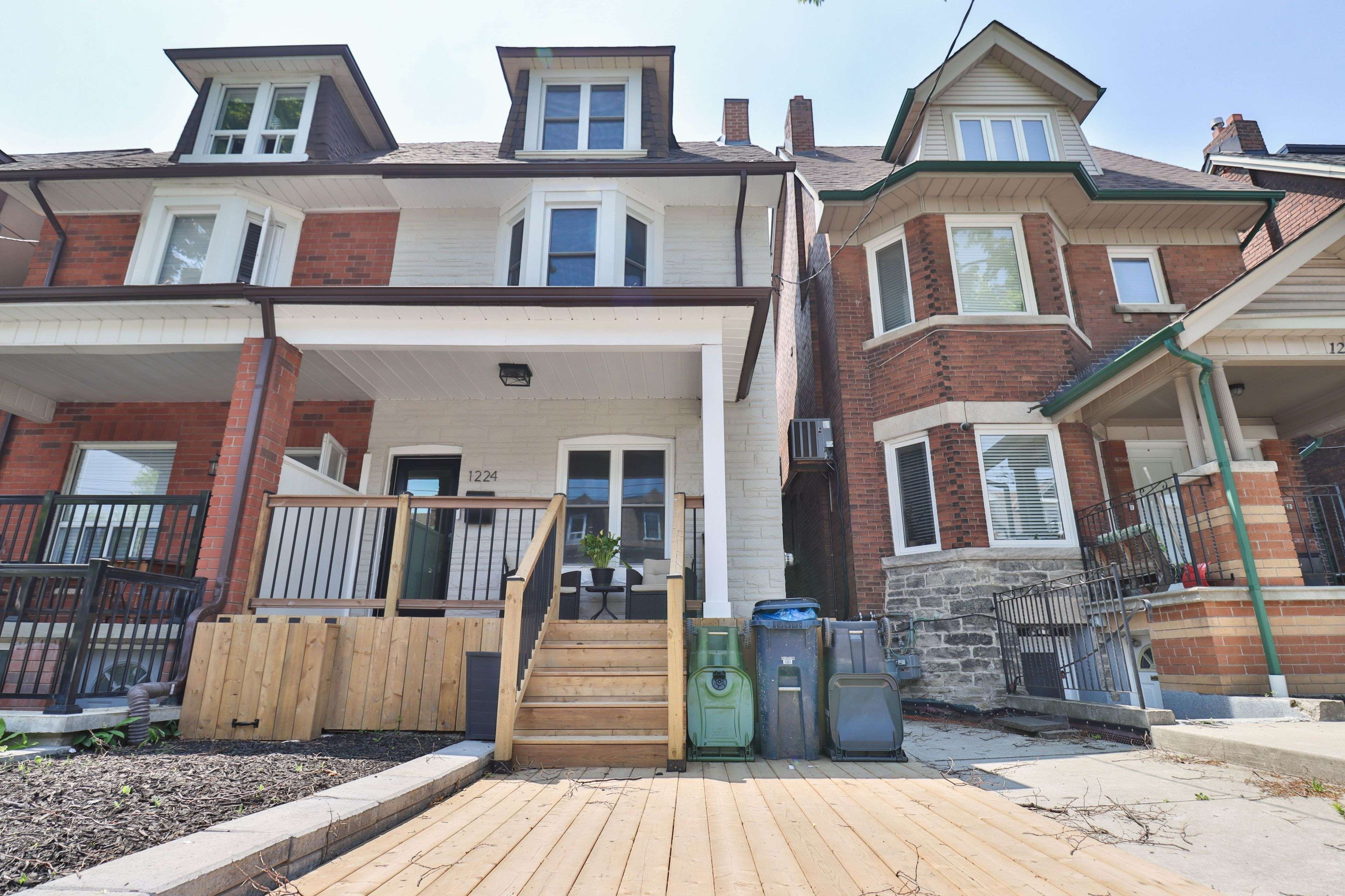 Toronto W03, ON M6H 3Z8,1224 Lansdowne AVE #Lower