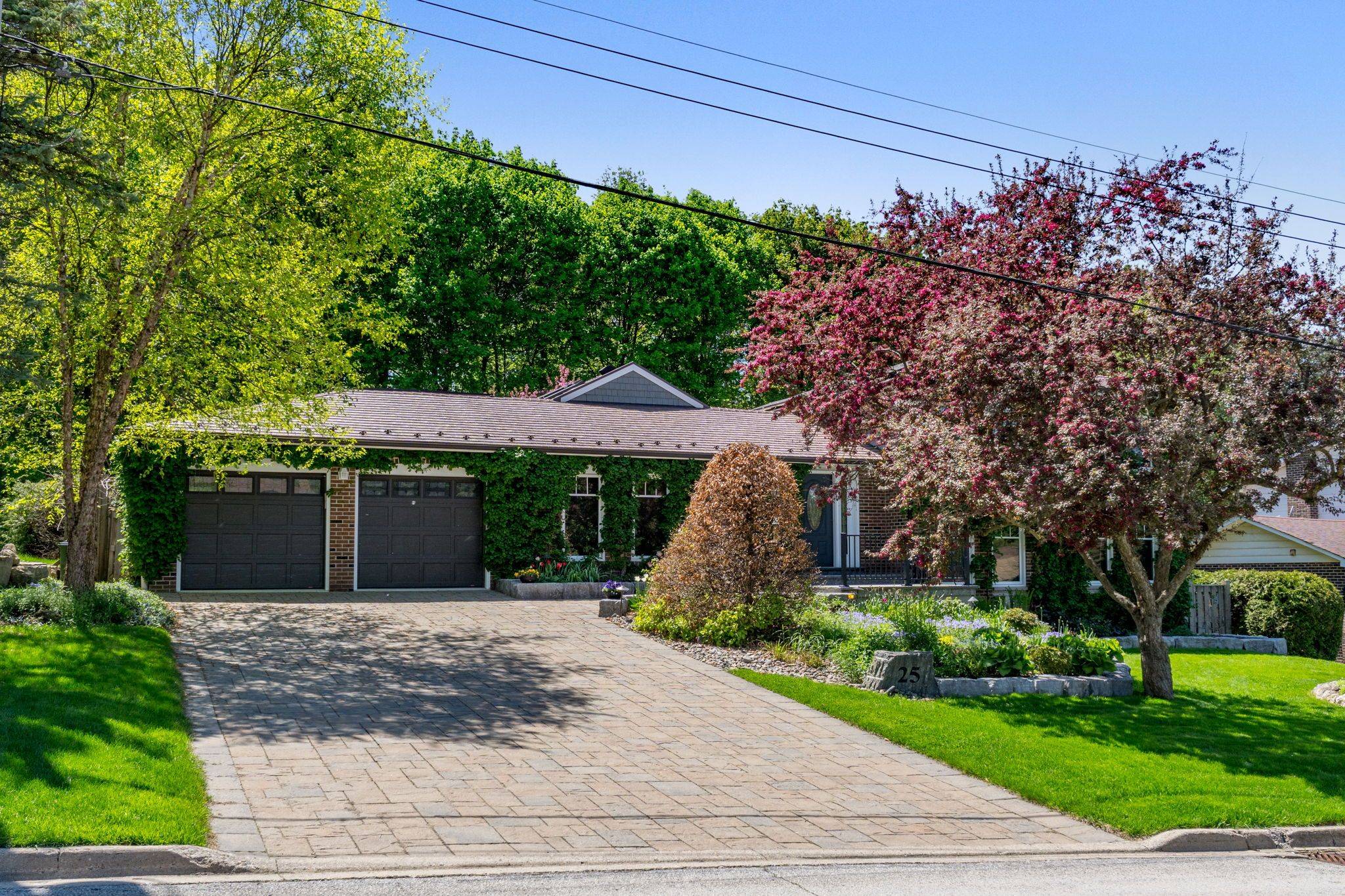 Caledon, ON L7C 1H6,25 Orsi RD