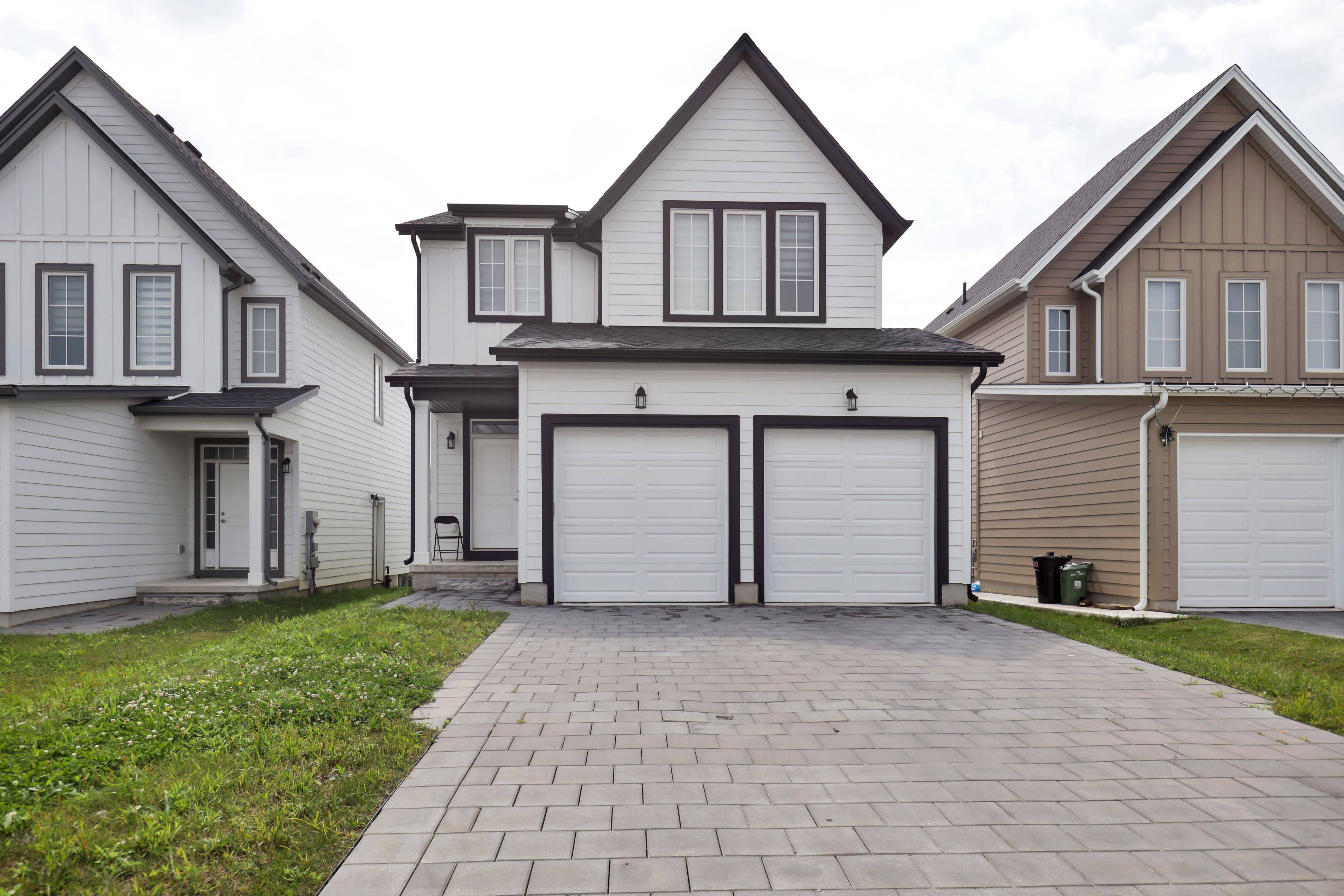 London North, ON N6G 2S7,3038 Heardcreek TRL