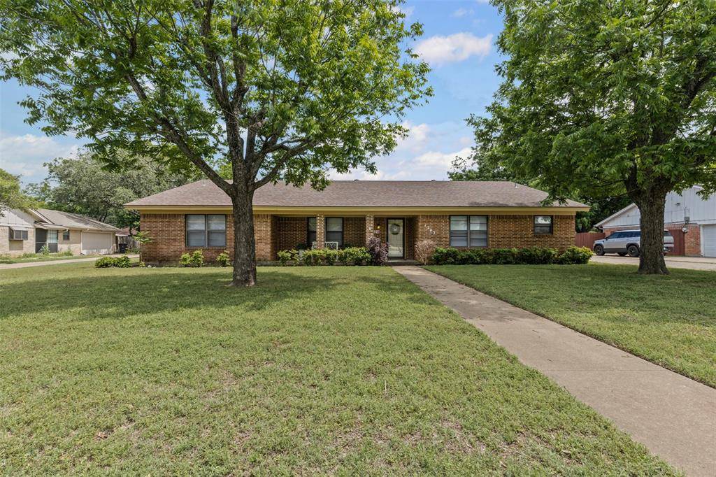 Cleburne, TX 76033,1243 Wedgewood Drive