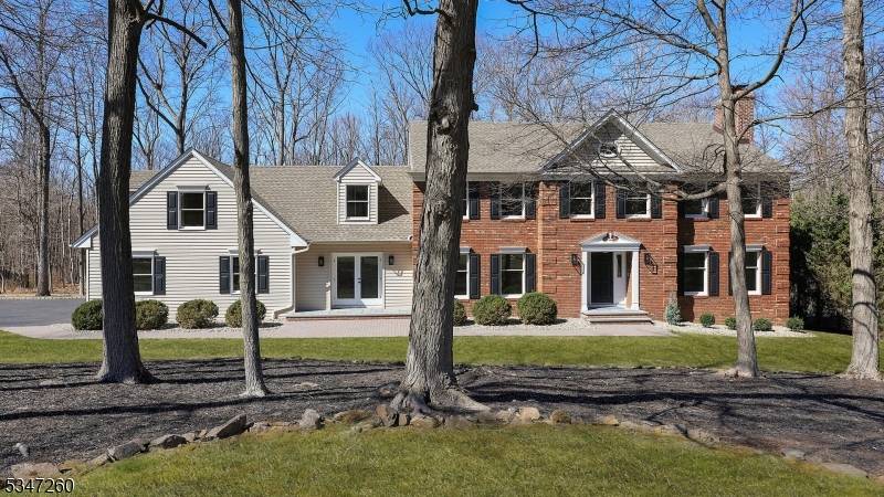 Warren Twp., NJ 07059,21 Nottingham Way