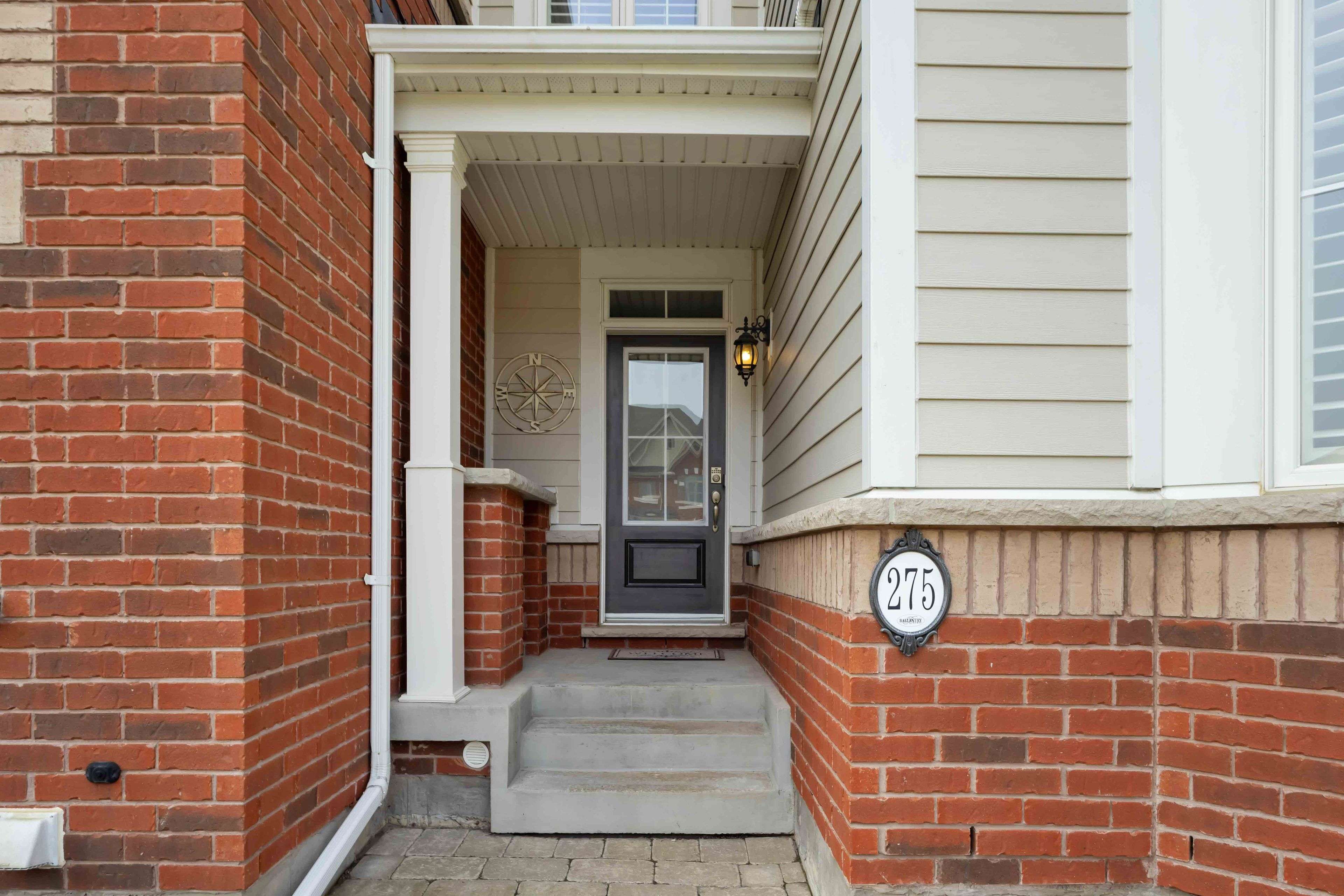 Markham, ON L6B 0V9,275 Riverlands AVE