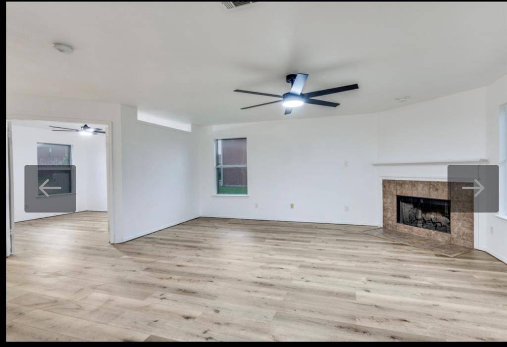 Arlington, TX 76002,925 Blue Sky Drive