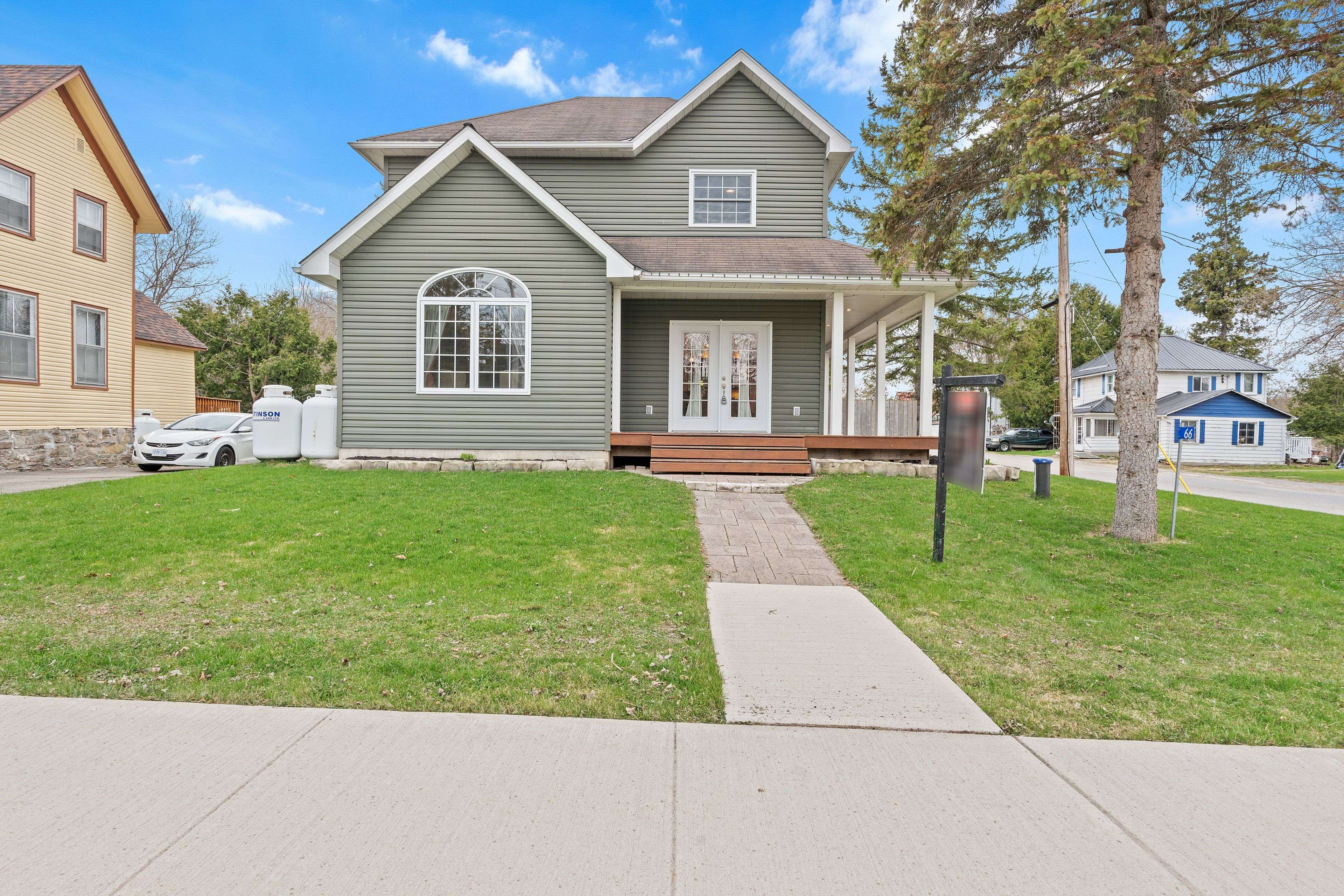 Rideau Lakes, ON K0E 1G0,66 KING ST