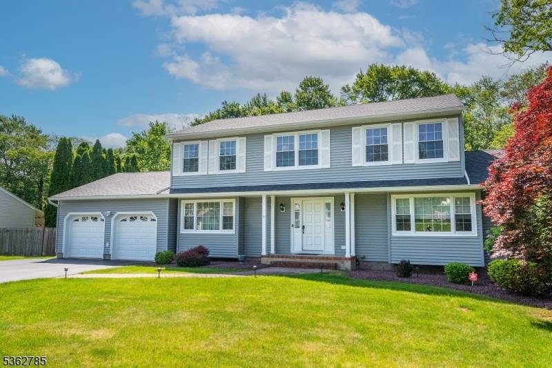 Roxbury Twp., NJ 07876,14 Clearfield Rd