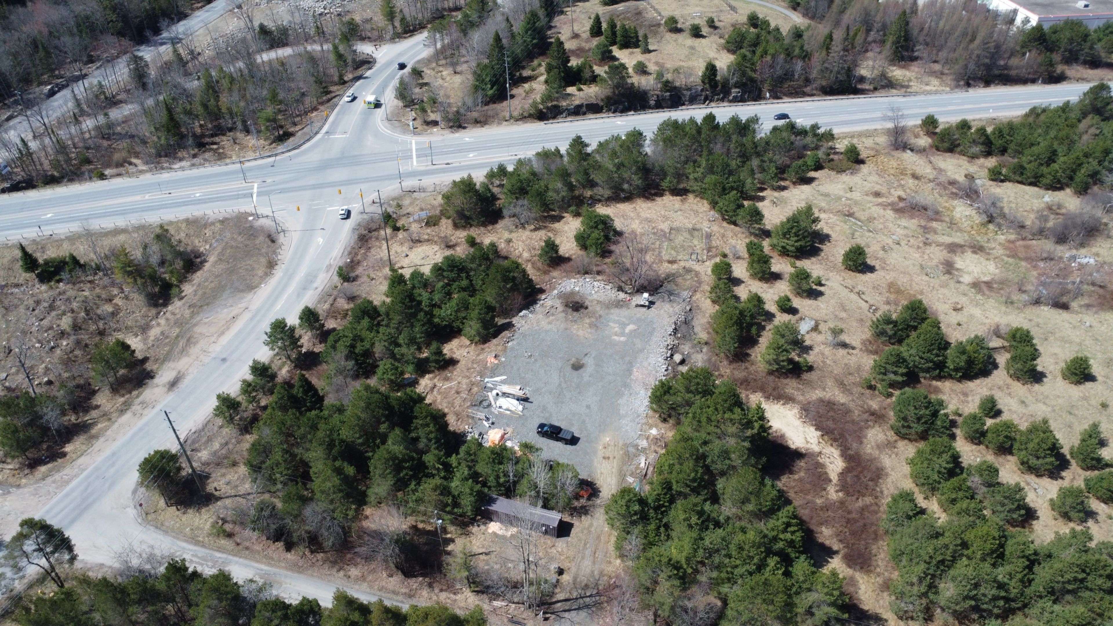 Huntsville, ON P1H 1N7,651 Golf Course RD