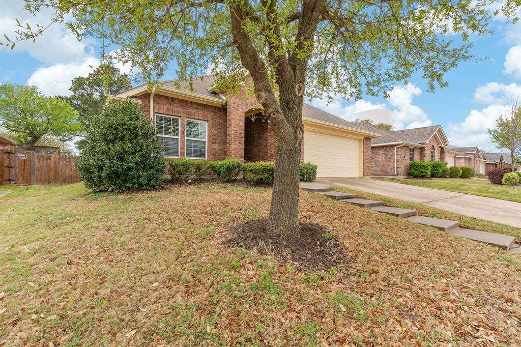Burleson, TX 76028,1002 Hidden Oaks Drive