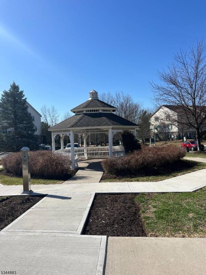 Lopatcong Twp., NJ 08865,303 Rainbow Way