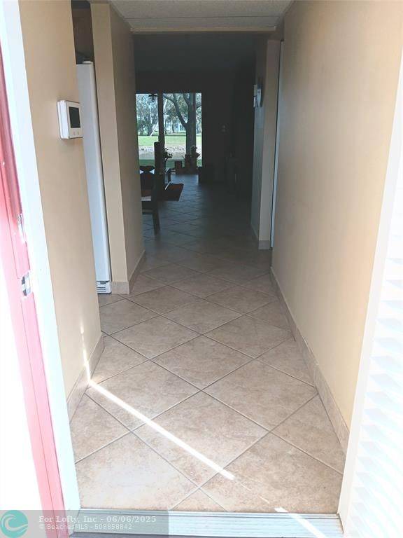 Margate, FL 33063,1030 W Country Club Dr #102