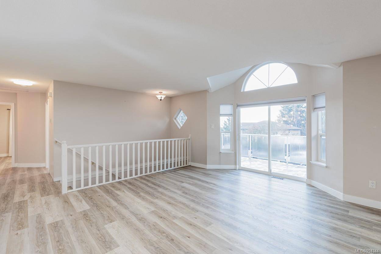 Nanaimo, BC V9R 6Y8,371 Harwell Rd