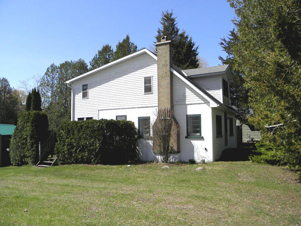 Lambton Shores, ON N0N 1J2,6493 West Parkway DR