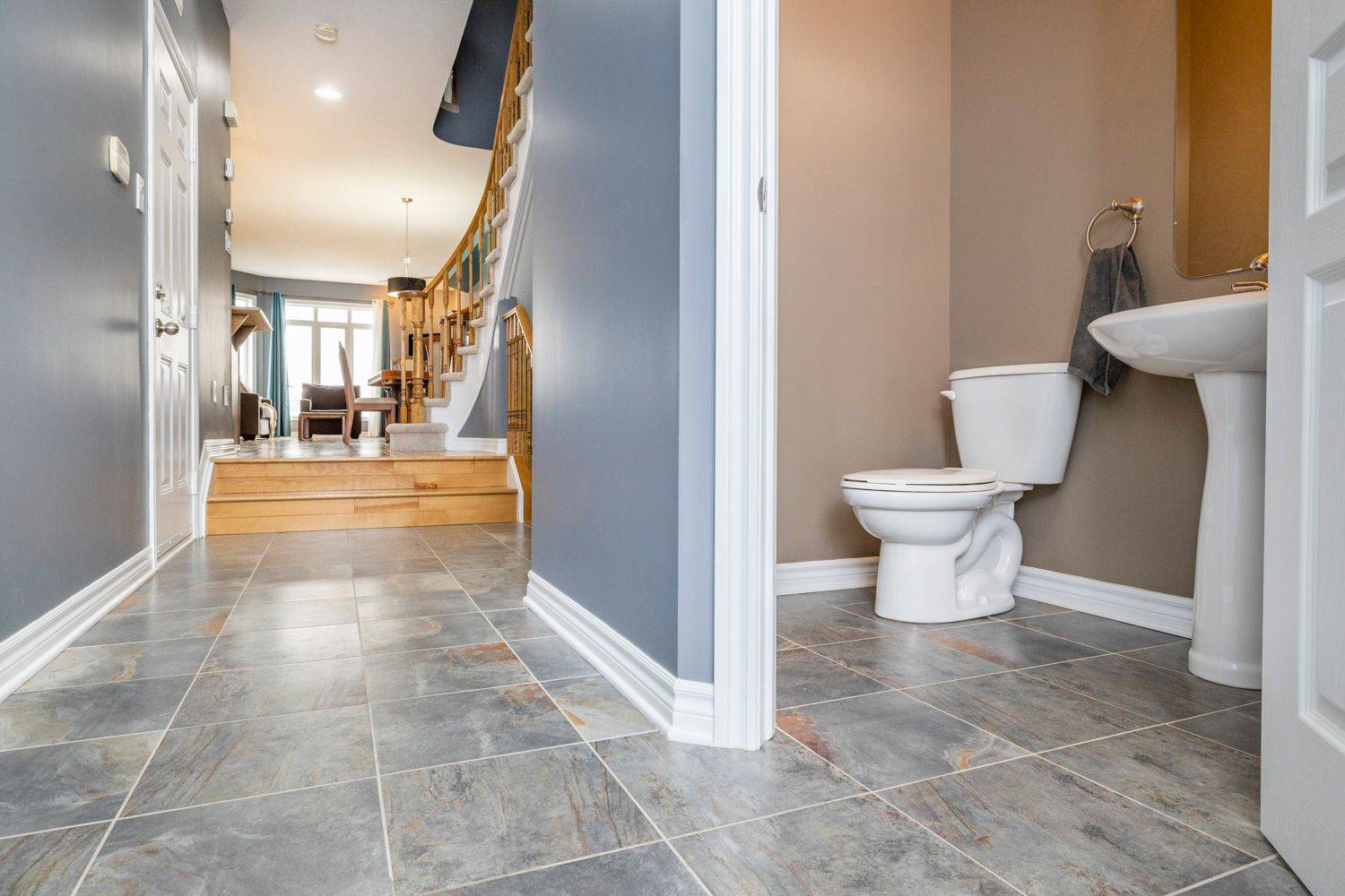 Kanata, ON K2M 0A6,202 Waymark CRES