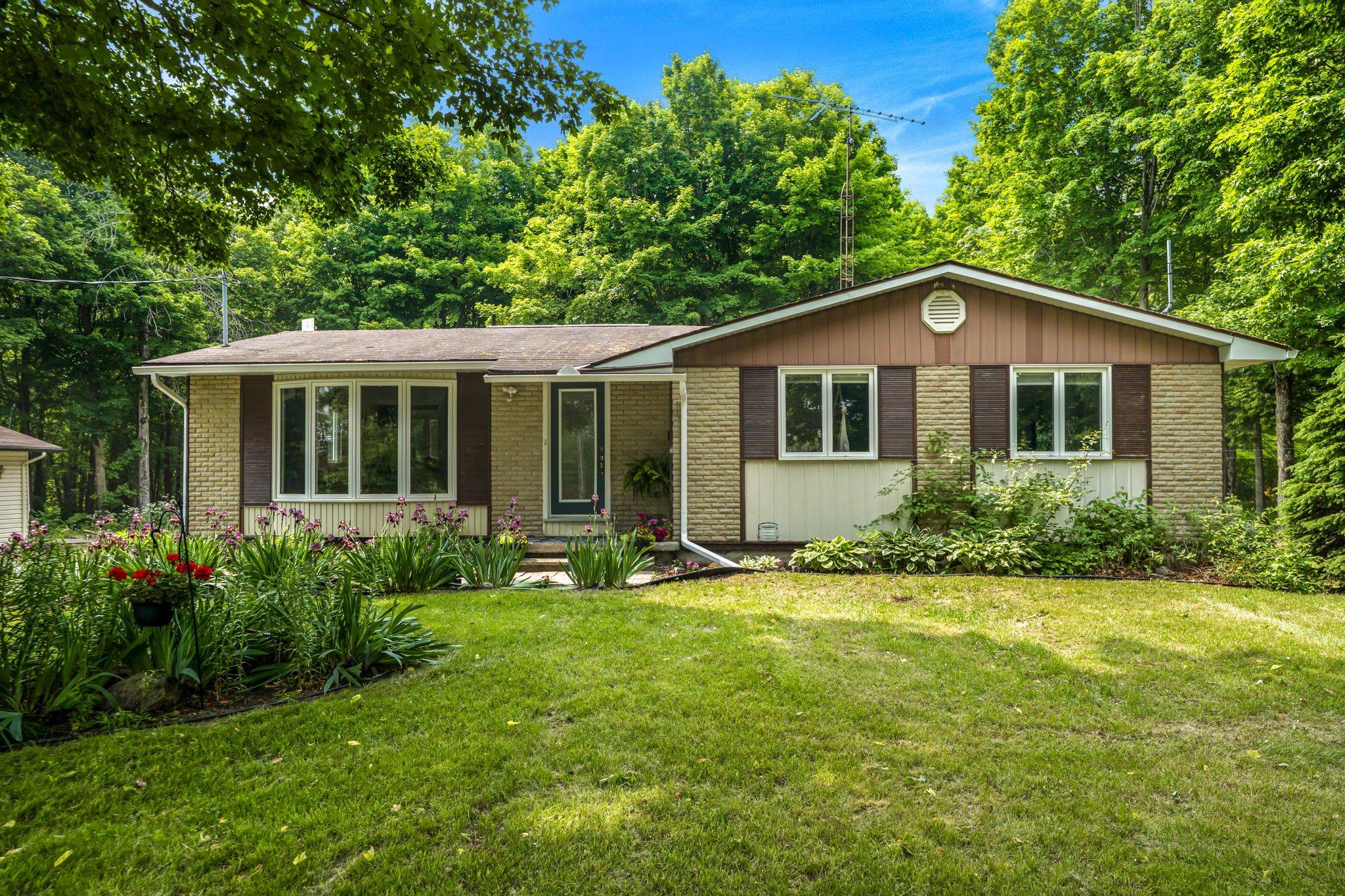 Champlain, ON K0B 1R0,1520 Ridge RD