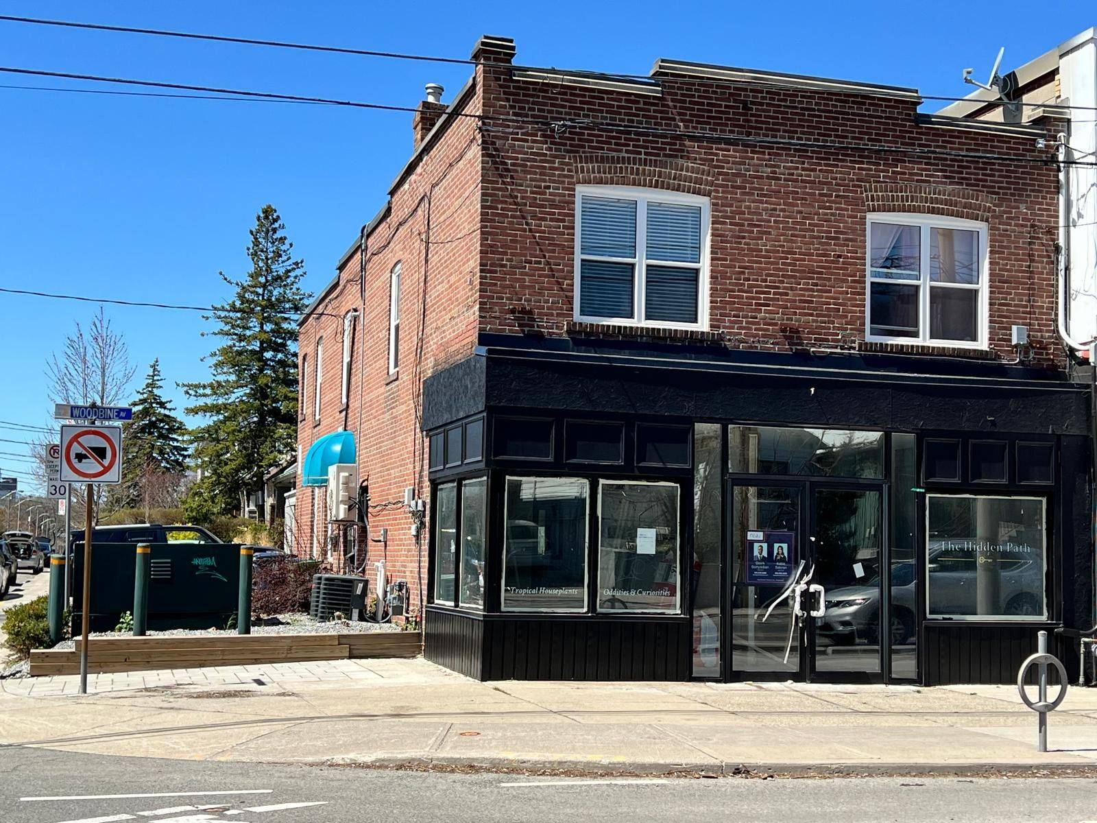 Toronto E03, ON M4C 4E3,1200 Woodbine AVE
