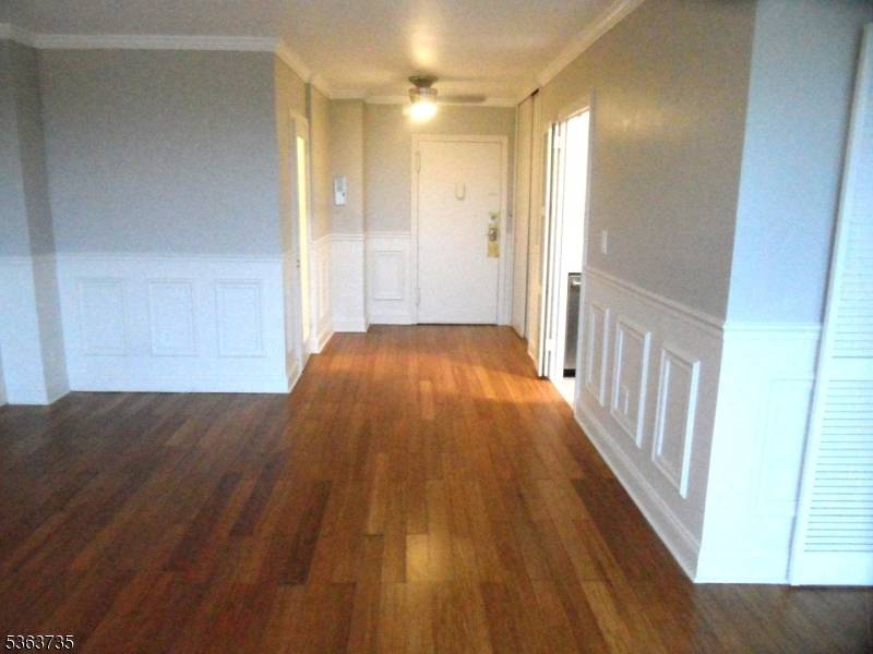 East Orange City, NJ 07017,276 Prospect St