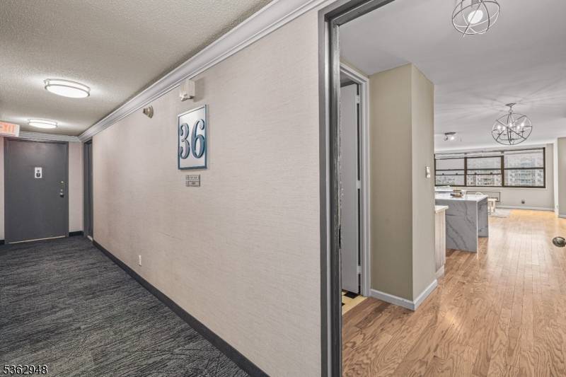 Guttenberg Town, NJ 07093,7002 Kennedy Blvd #36G