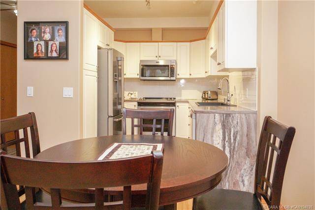 Red Deer, AB T4N 7G5,5300 48 ST #210