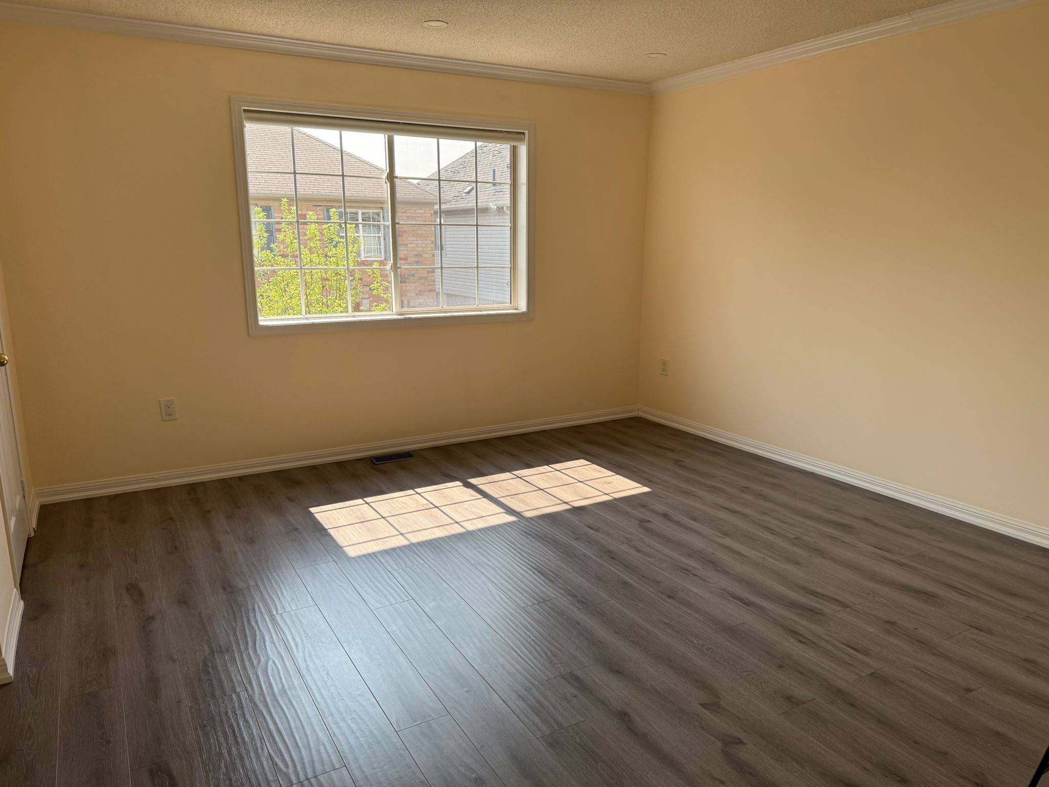 Brampton, ON L6X 0M8,190 Owlridge DR