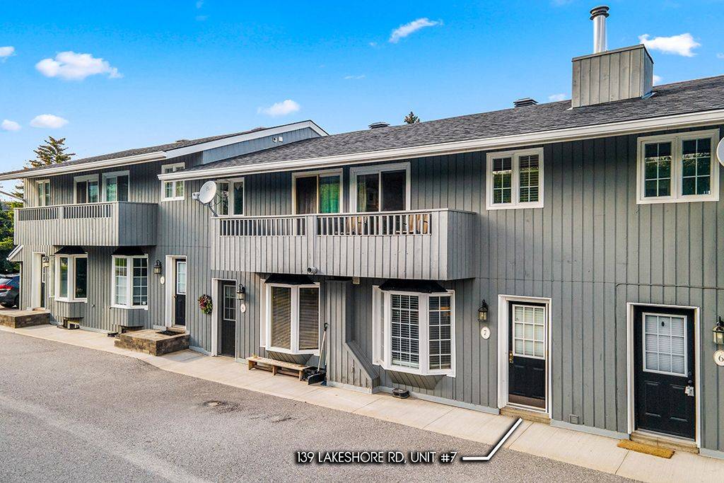 Blue Mountains, ON L9Y 0N1,139 Lakeshore RD E #7