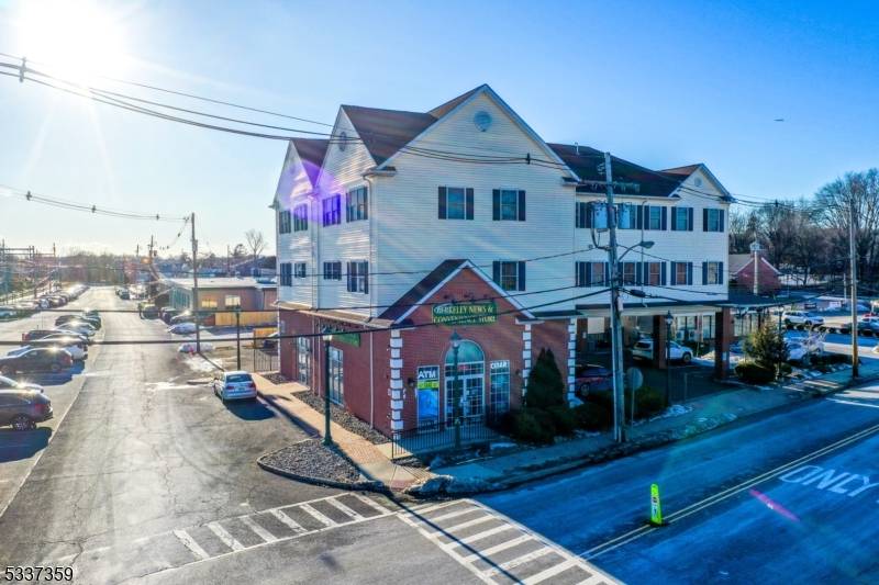 Berkeley Heights Twp., NJ 07922,143 Plain Field Aveunit3 #3