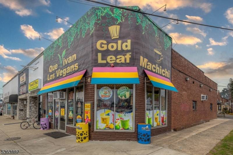 Linden City, NJ 07036,900 W St George Ave