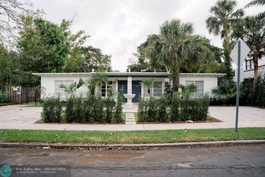 West Palm Beach, FL 33407,508 26th Street  #1