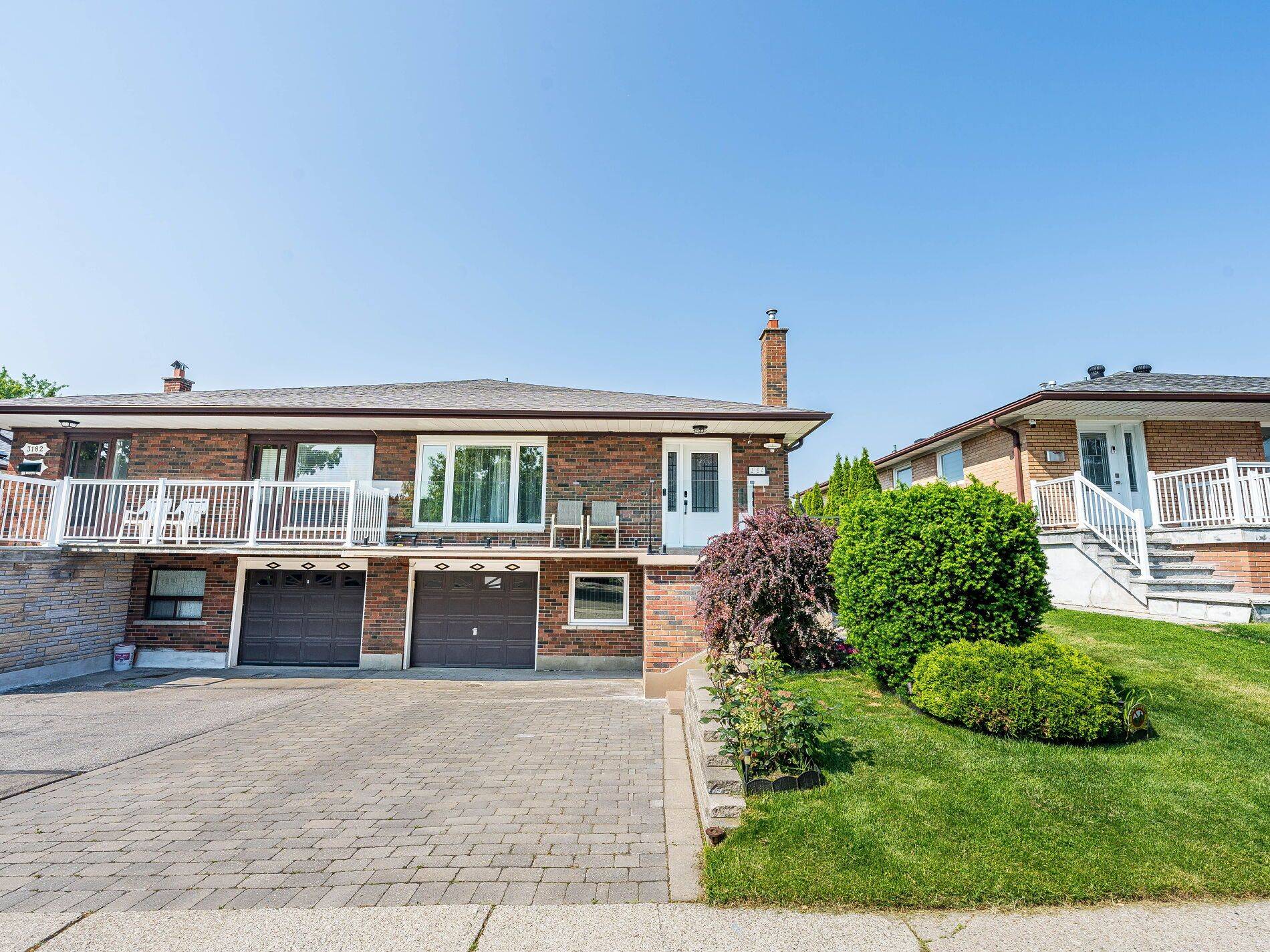 Mississauga, ON L4X 2K4,3184 Sunnyhill DR
