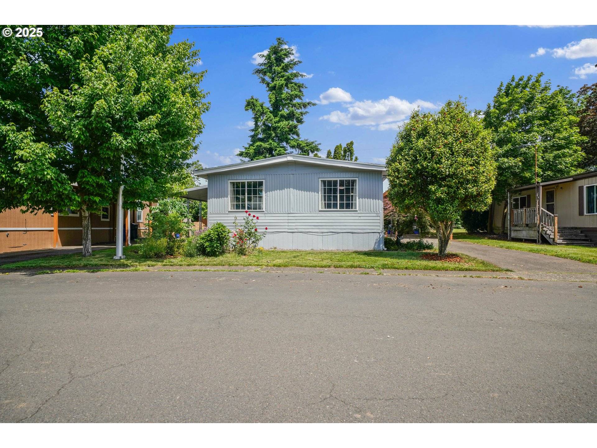 Oregon City, OR 97045,18780 CENTRAL POINT RD #18