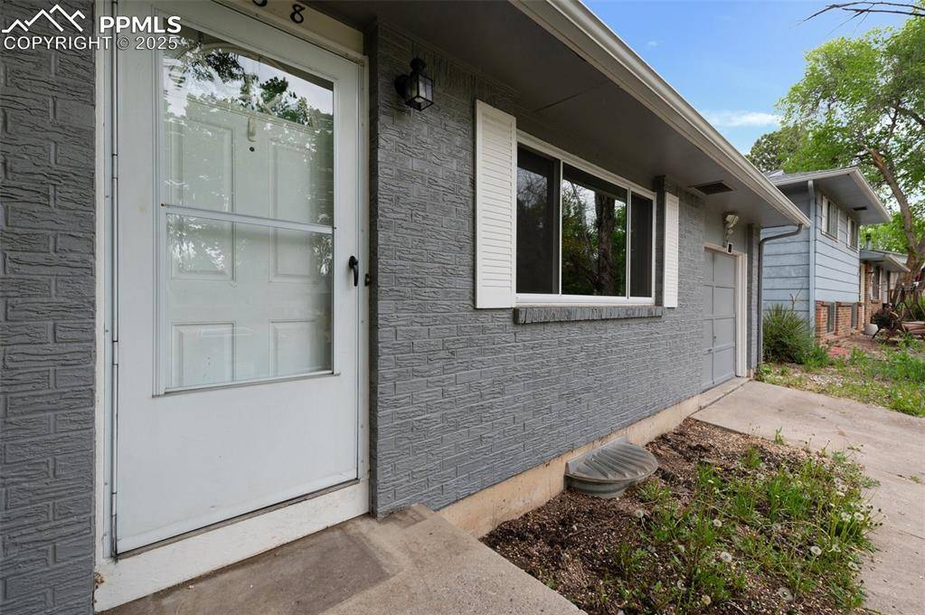 Colorado Springs, CO 80909,838 Kingsley DR