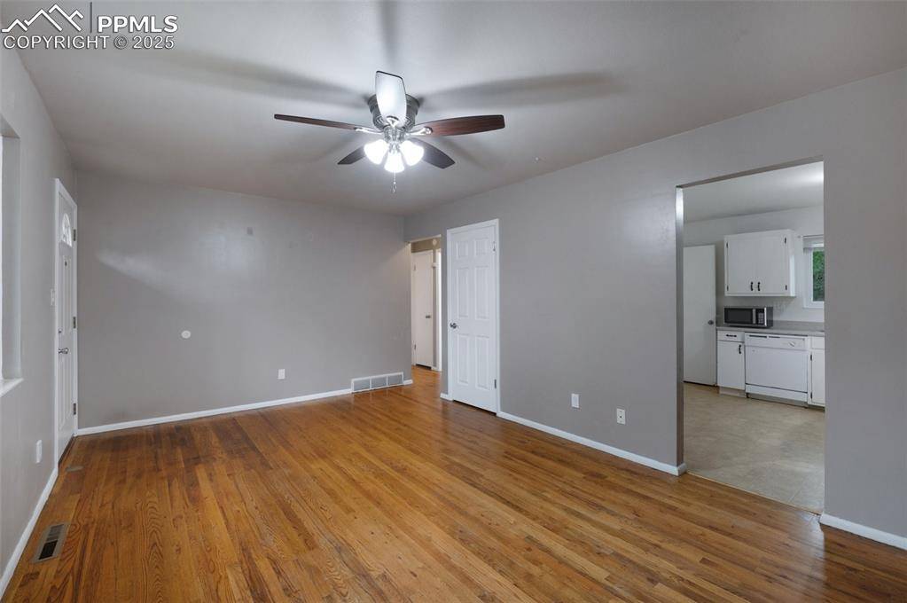 Colorado Springs, CO 80909,838 Kingsley DR