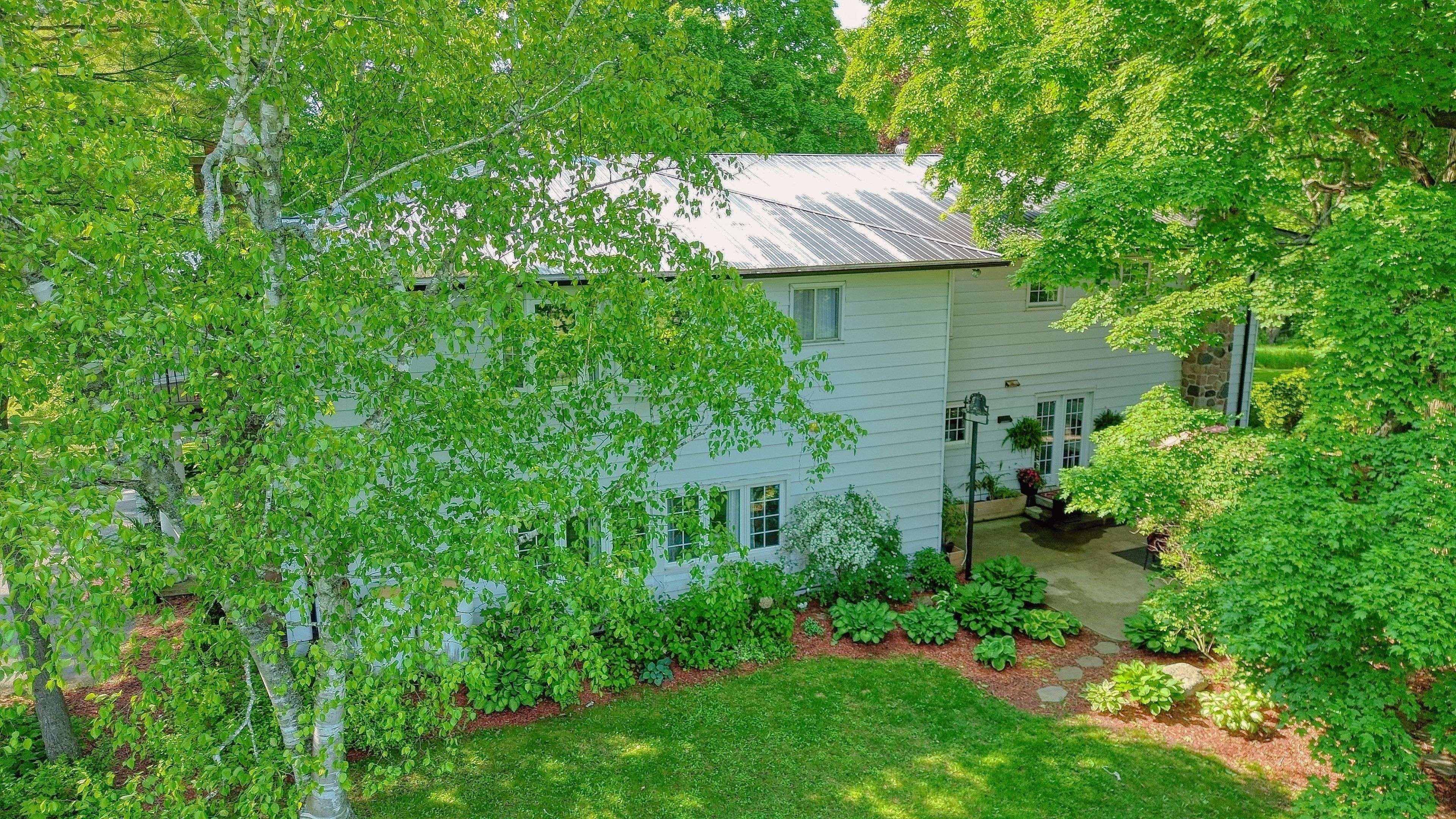Greater Napanee, ON K0K 2Z0,548 Lorna LN