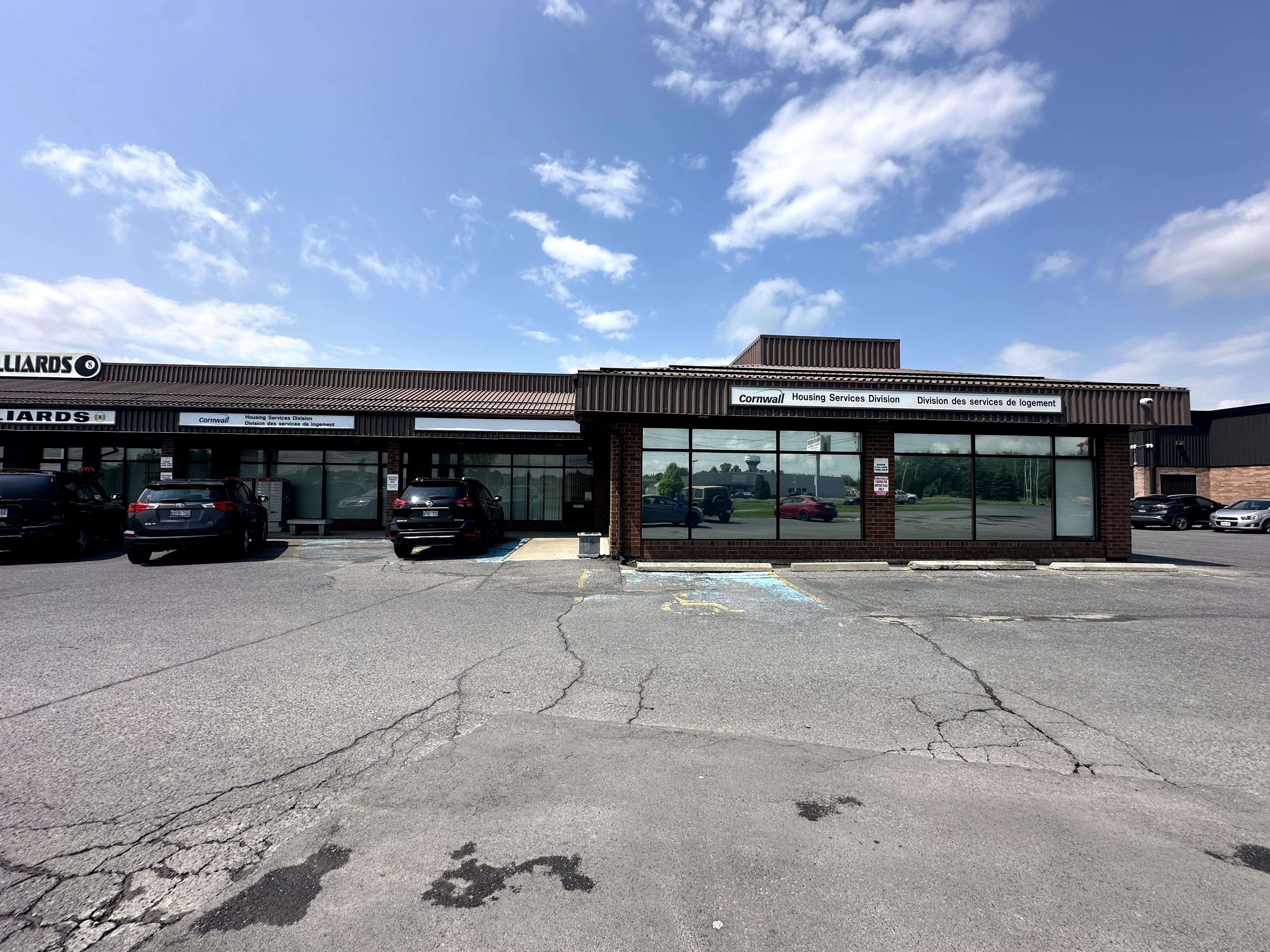 Cornwall, ON K6J 3P6,1916 PITT ST #11