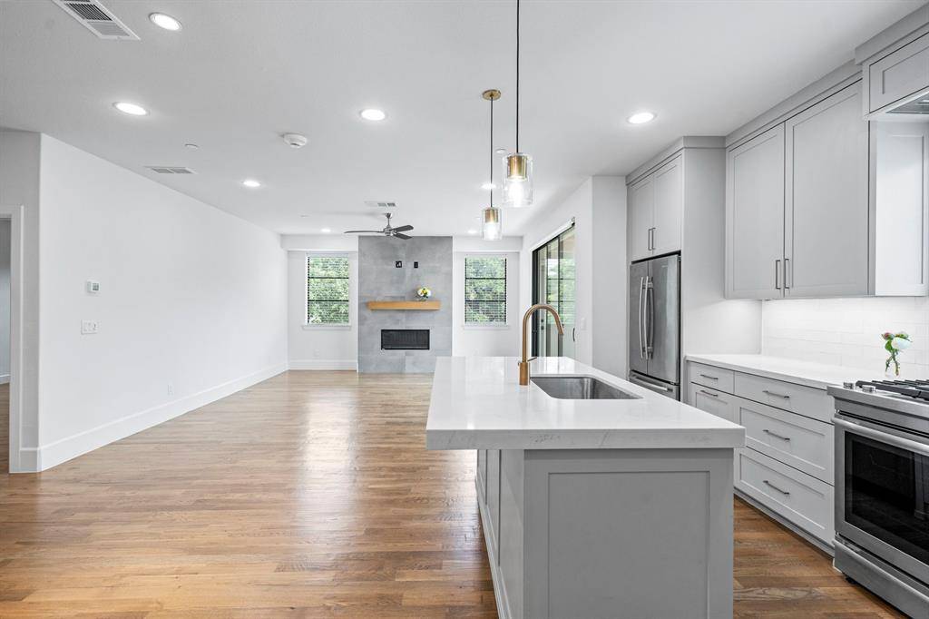 University Park, TX 75205,4133 Emerson Avenue #1