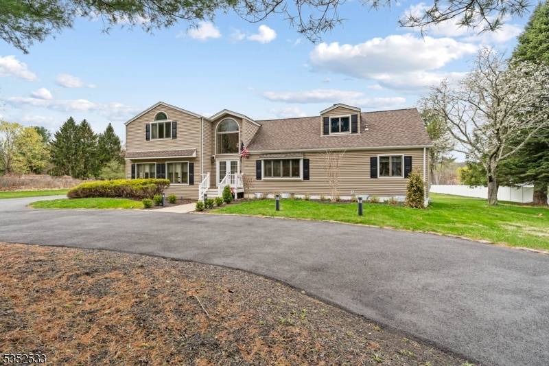 Roxbury Twp., NJ 07876,136 S Hillside Ave
