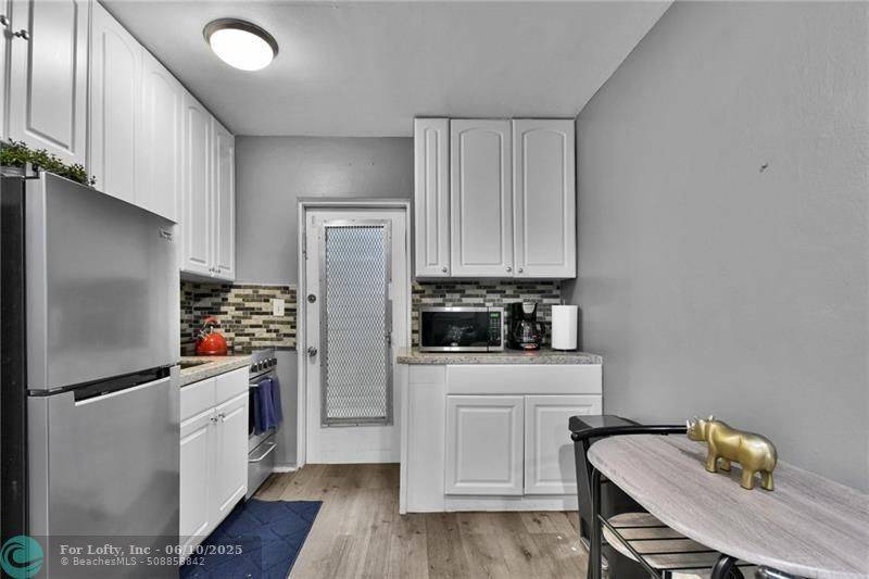 Fort Lauderdale, FL 33316,201 SE 23rd St #2