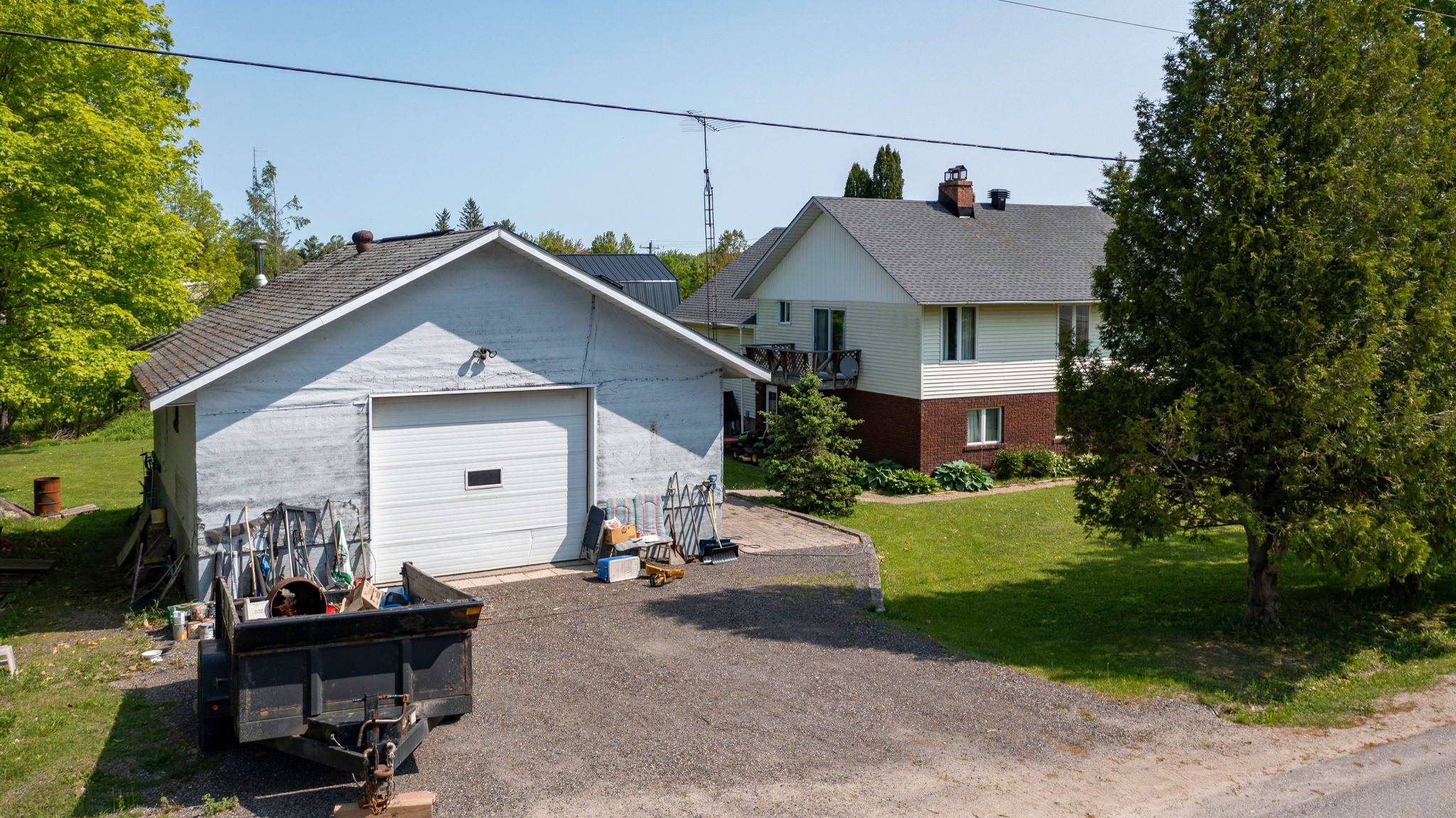 Georgian Bay, ON P0C 1H0,395 High ST