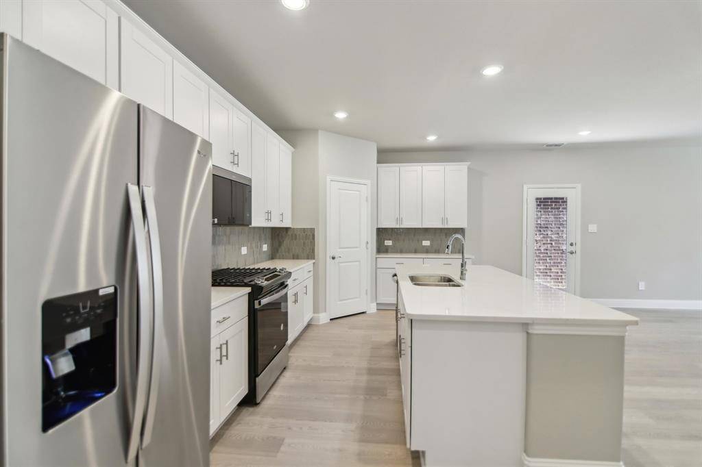 Corinth, TX 76209,2724 Big Bend Mews