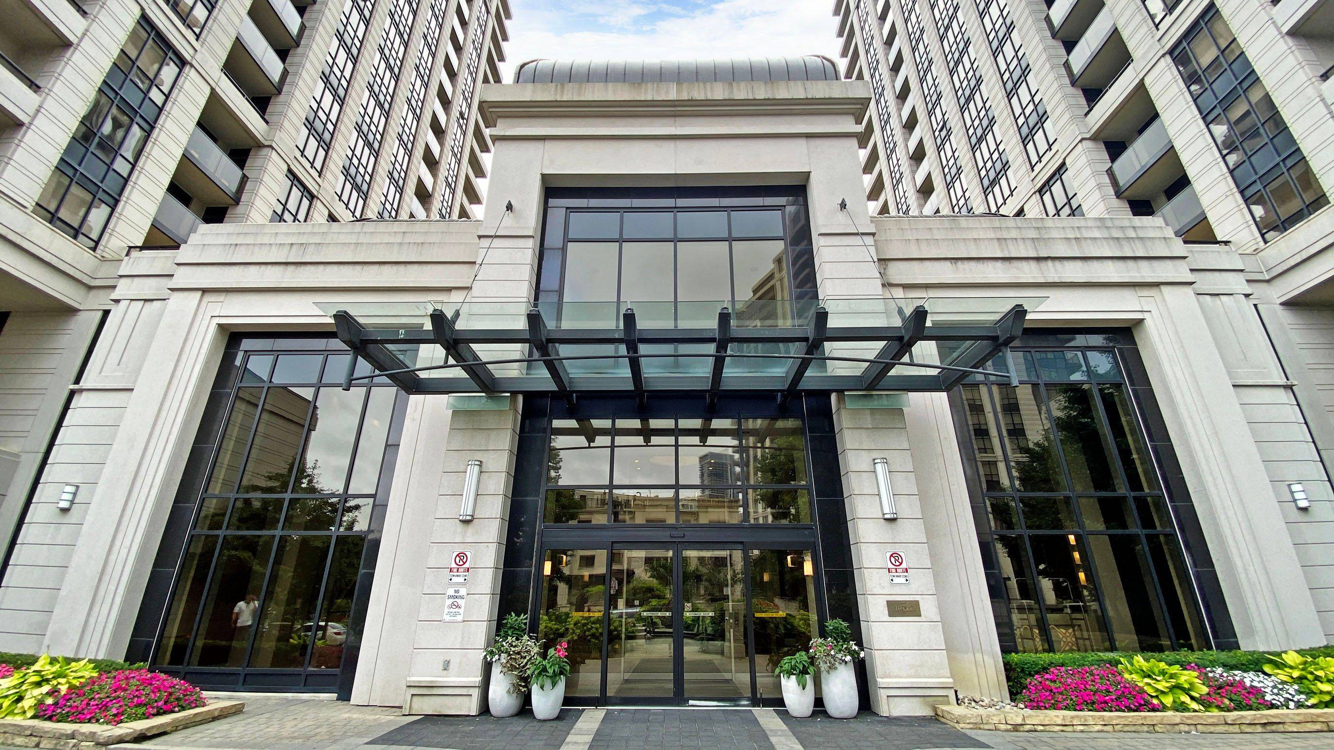 Toronto C14, ON M2N 0C2,100 Harrison Garden BLVD #403