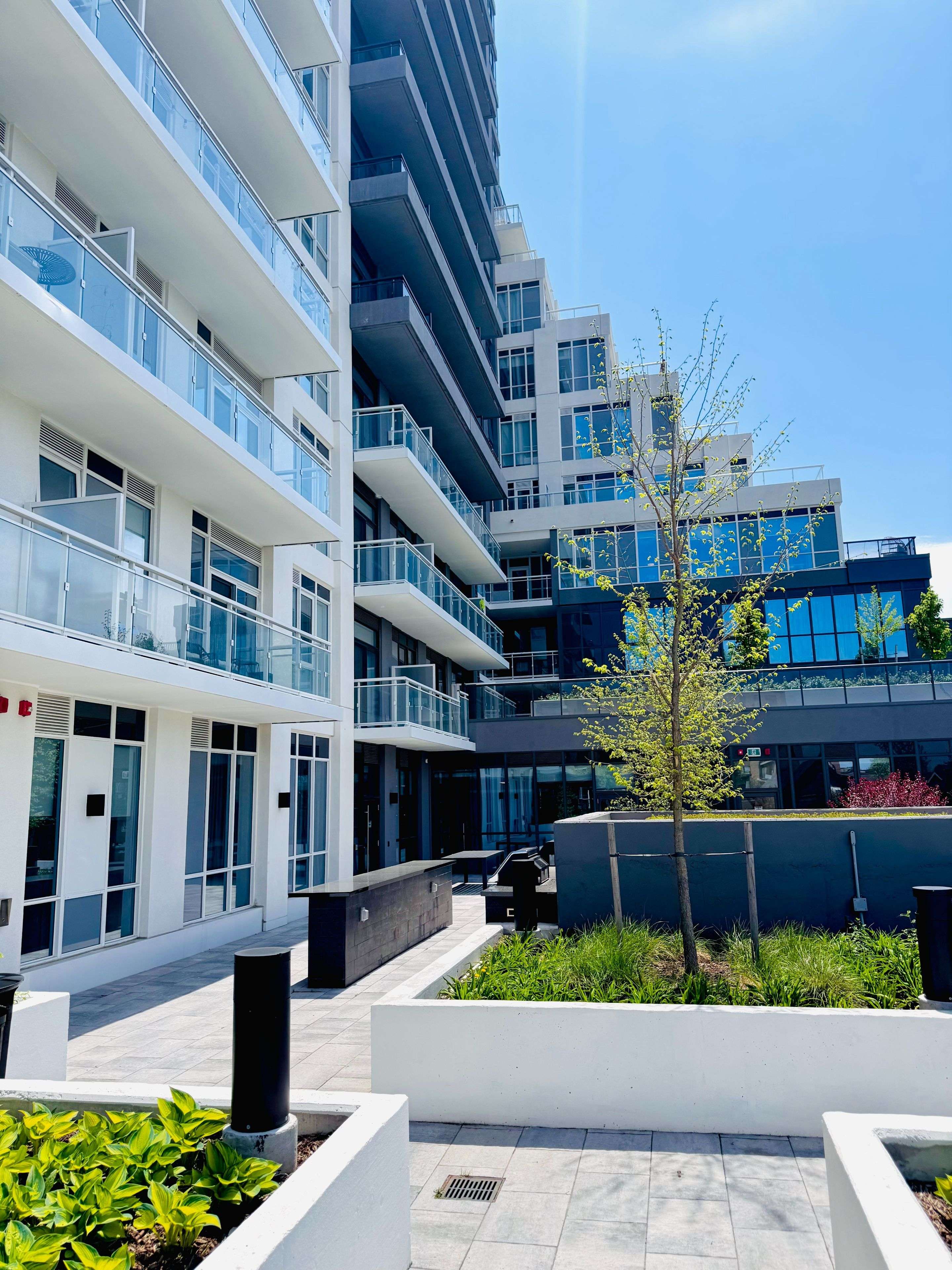 Toronto E02, ON M4C 0B3,286 Main ST #321