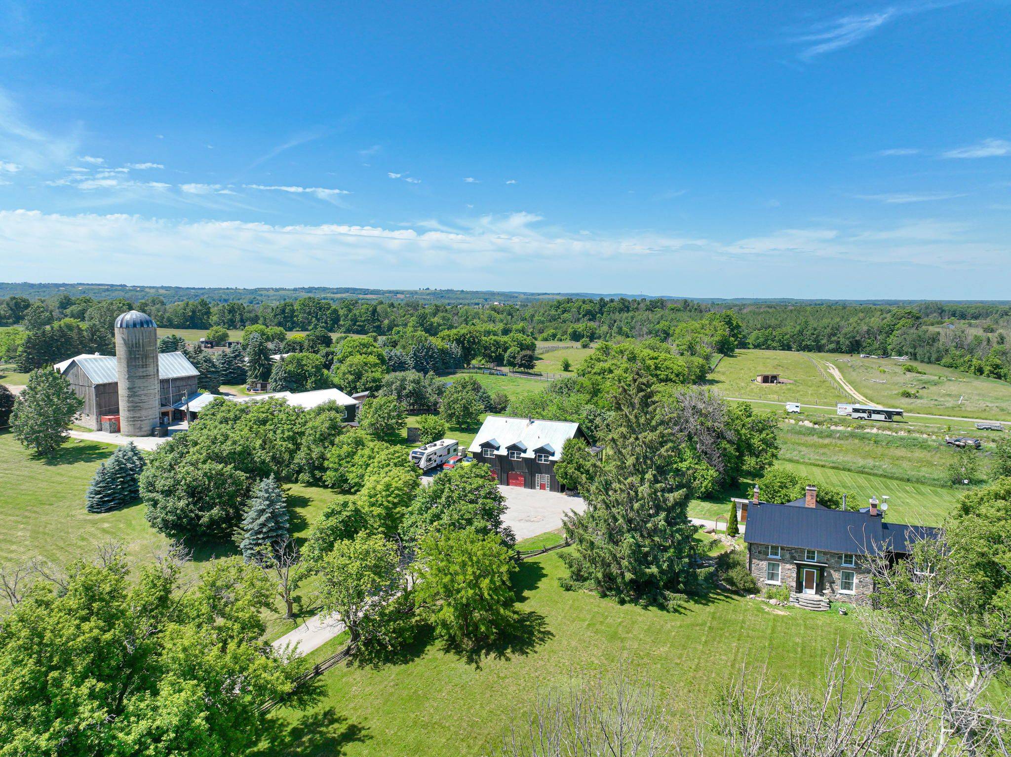 Mulmur, ON L9V 0R6,528375 5th Side Road