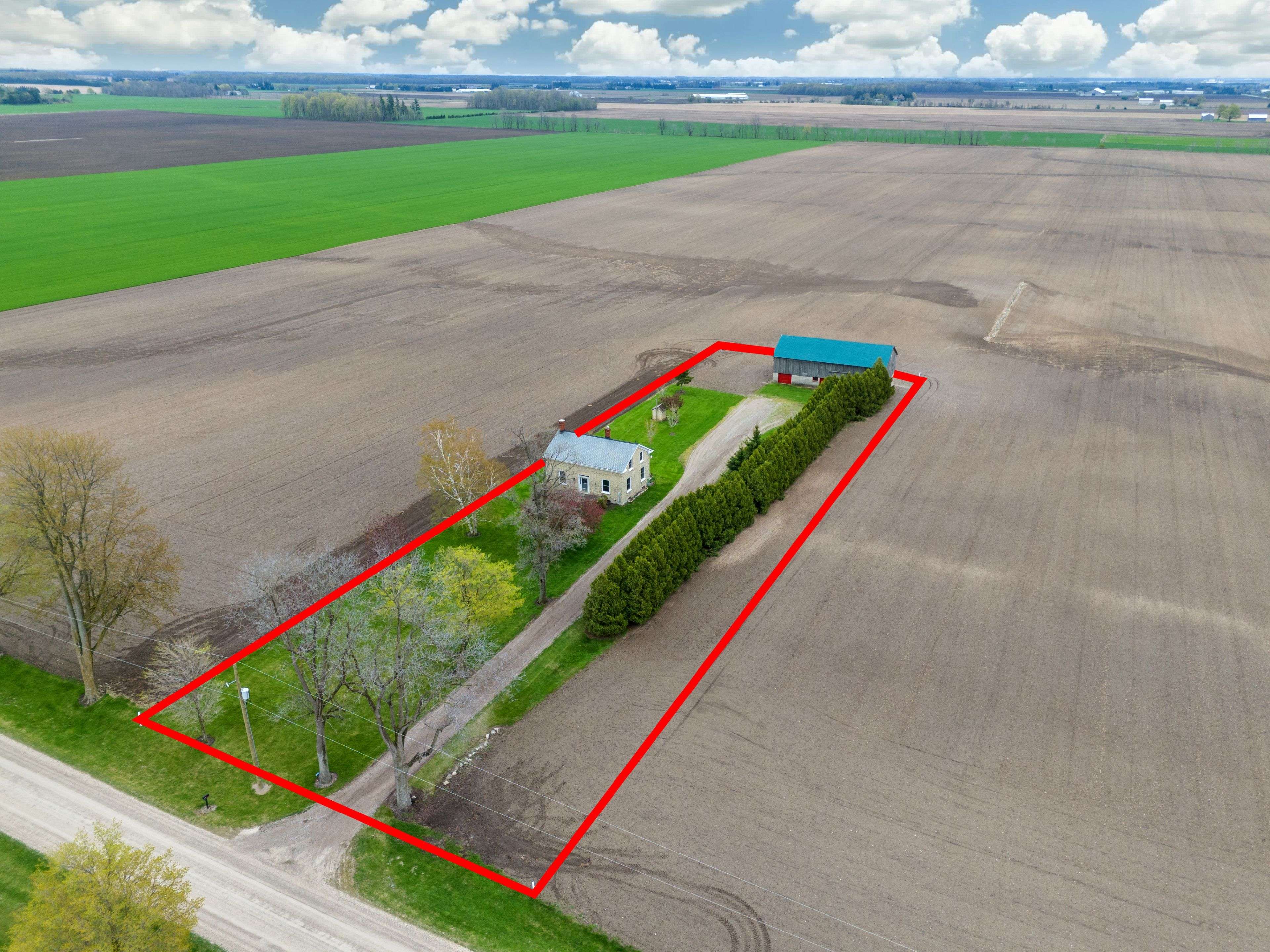 Bluewater, ON N0M 1X0,39667 Rodgerville RD